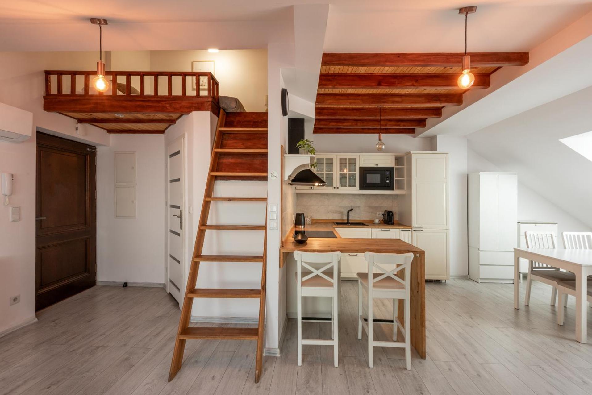 Studio Apartment
